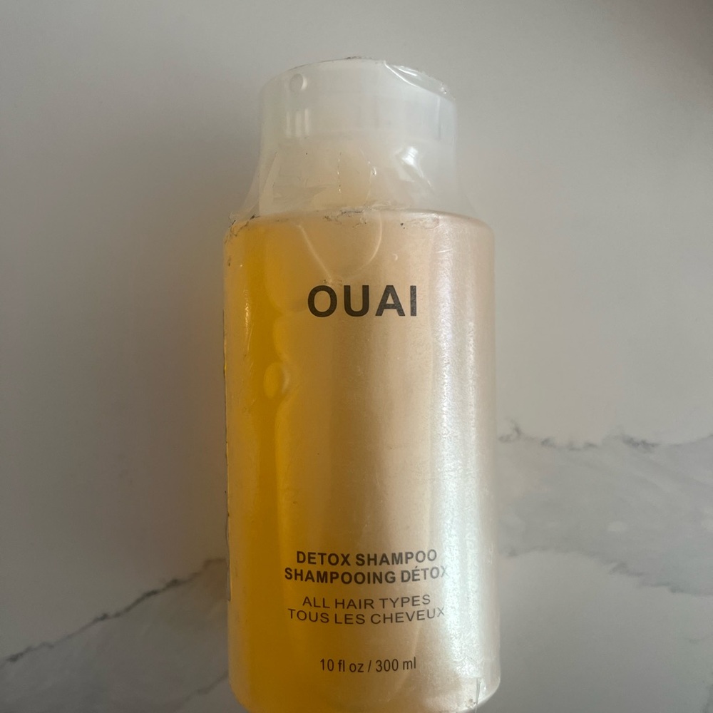 OUAI Detox Shampoo